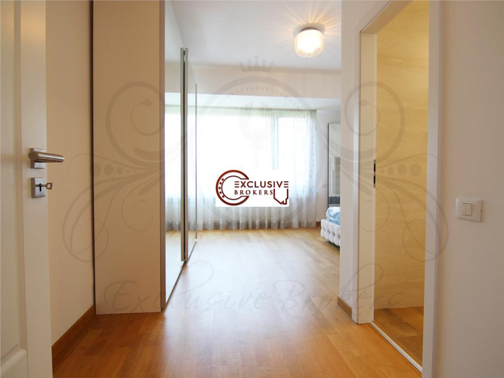 Luxury 3 rooms apartment Kiseleff// Parking and storage//