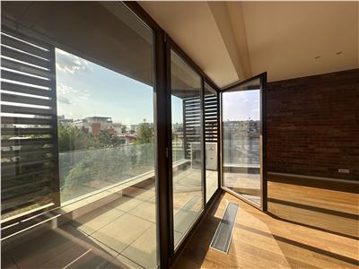 VANZARE 4 CAMERE HERASTRAU//FINISAJE PREMIUM//2 PARCARI